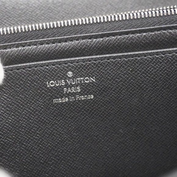 LOUIS VUITTON Black Wallet - Picture 4 of 12